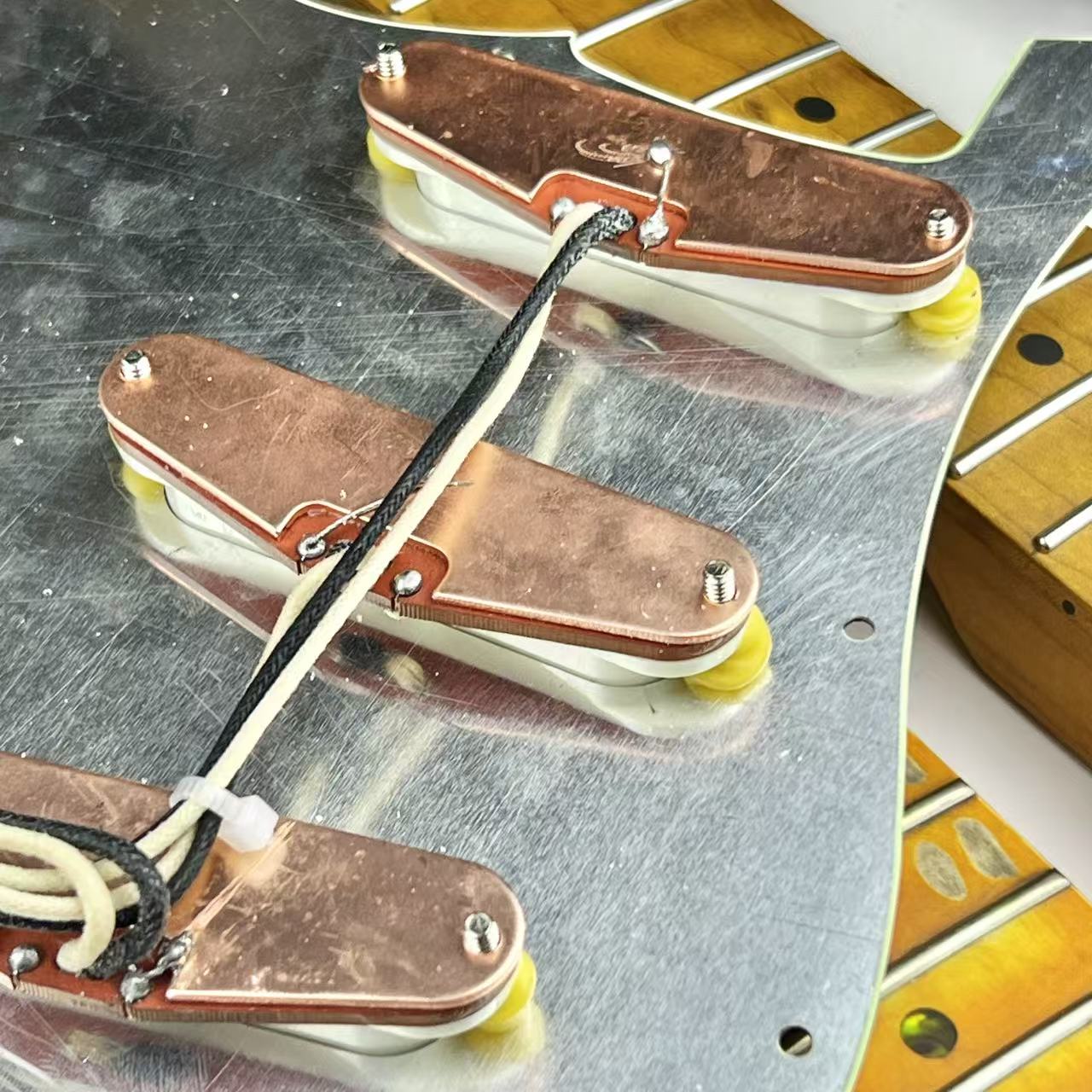 DIY Guitar ST Pickguard Kit SS - Diy Guitar Electronics Kit 评论和价格